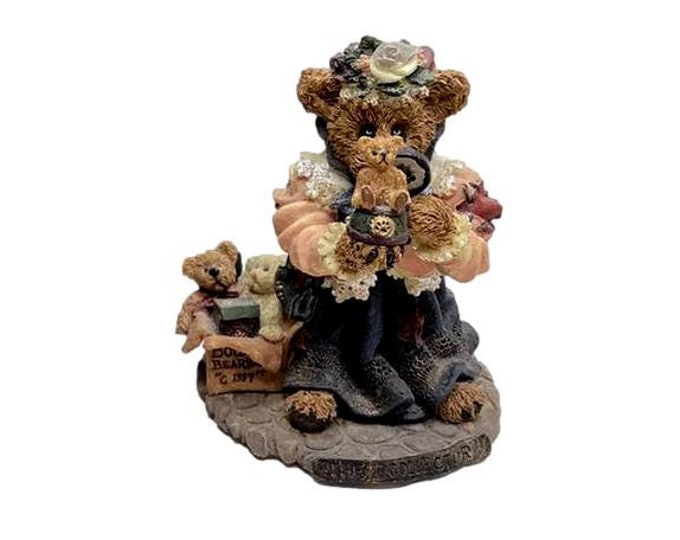 Boyds Bears Bearstones Figurine Bear " The Collector " # 227707