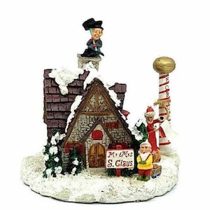 Vintage Santa’s Town Christmas Village Santa’s House ST01