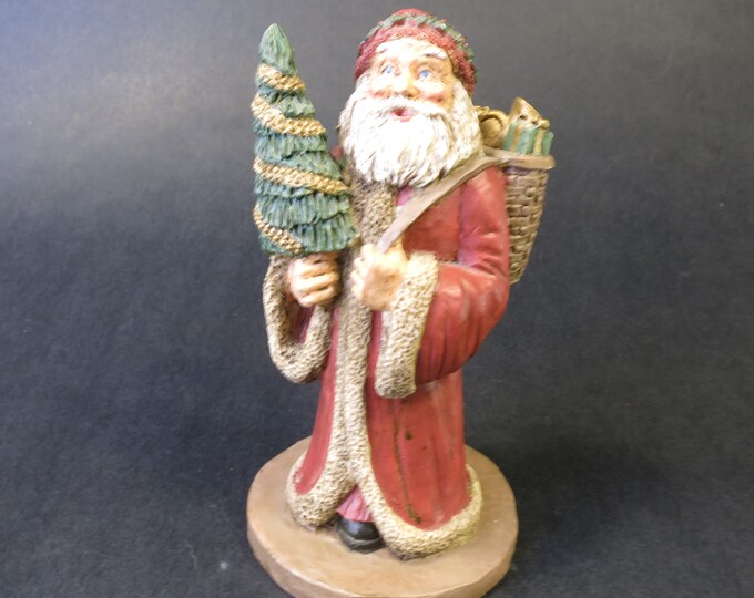 Vintage Old World with Tree and Gifts Detailed Claus Figure 5.5" Christmas Decor