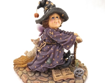 Halloween Witch Figurine Wee Folkstone Boyd’s Hilda with Scaredy Cat & Ezra