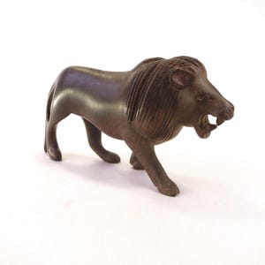 Vintage Lion Hand Carved Solid Wood 5.75&quot; Long