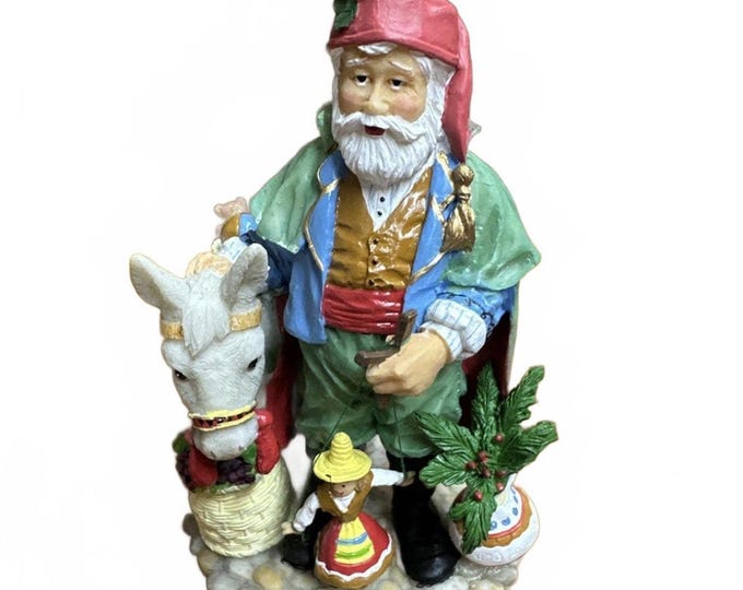 International Santa Claus Collection SC46 Padre Nicholas Portugal
