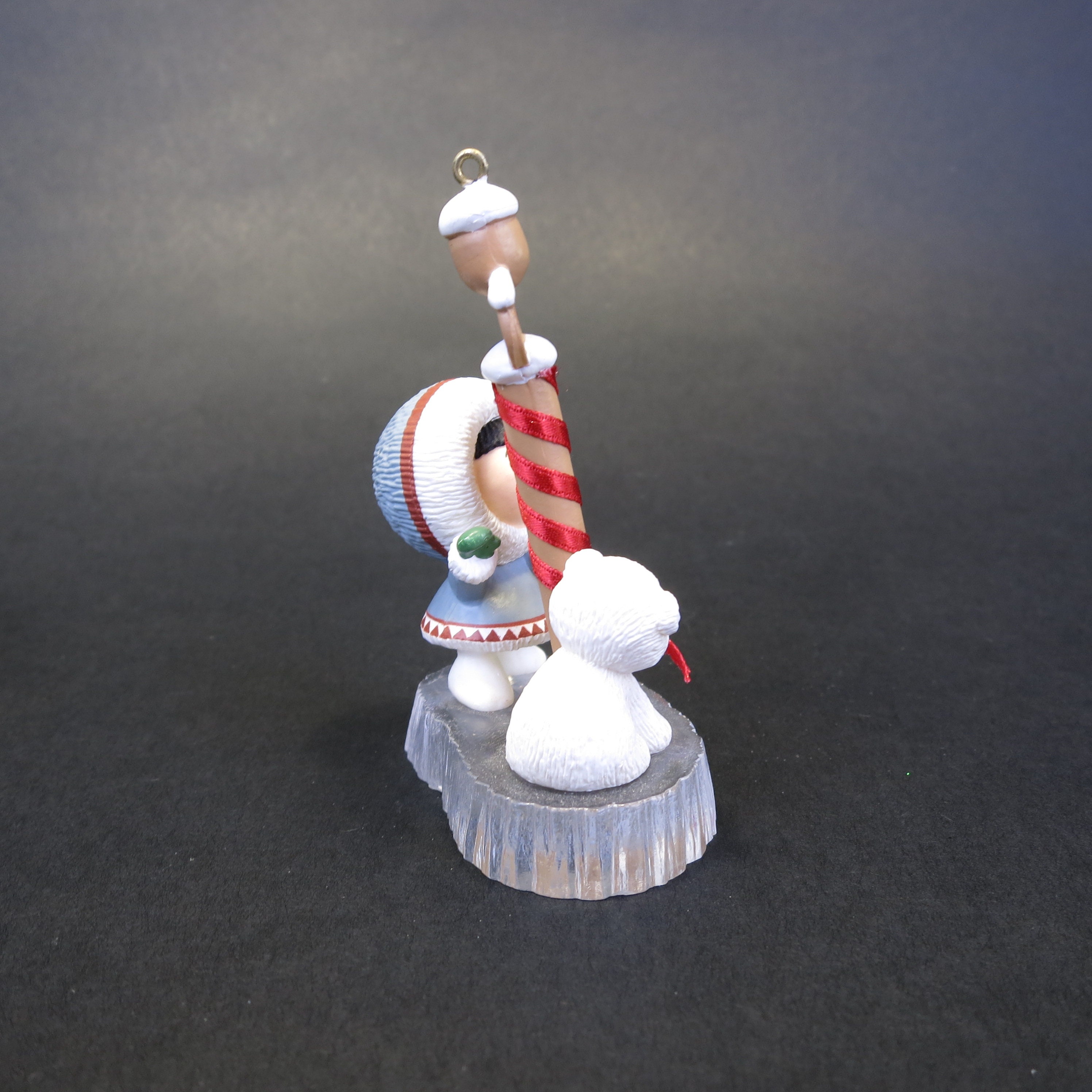1988 Hallmark Ornament Frosty Friends Eskimo with North Pole 9th in