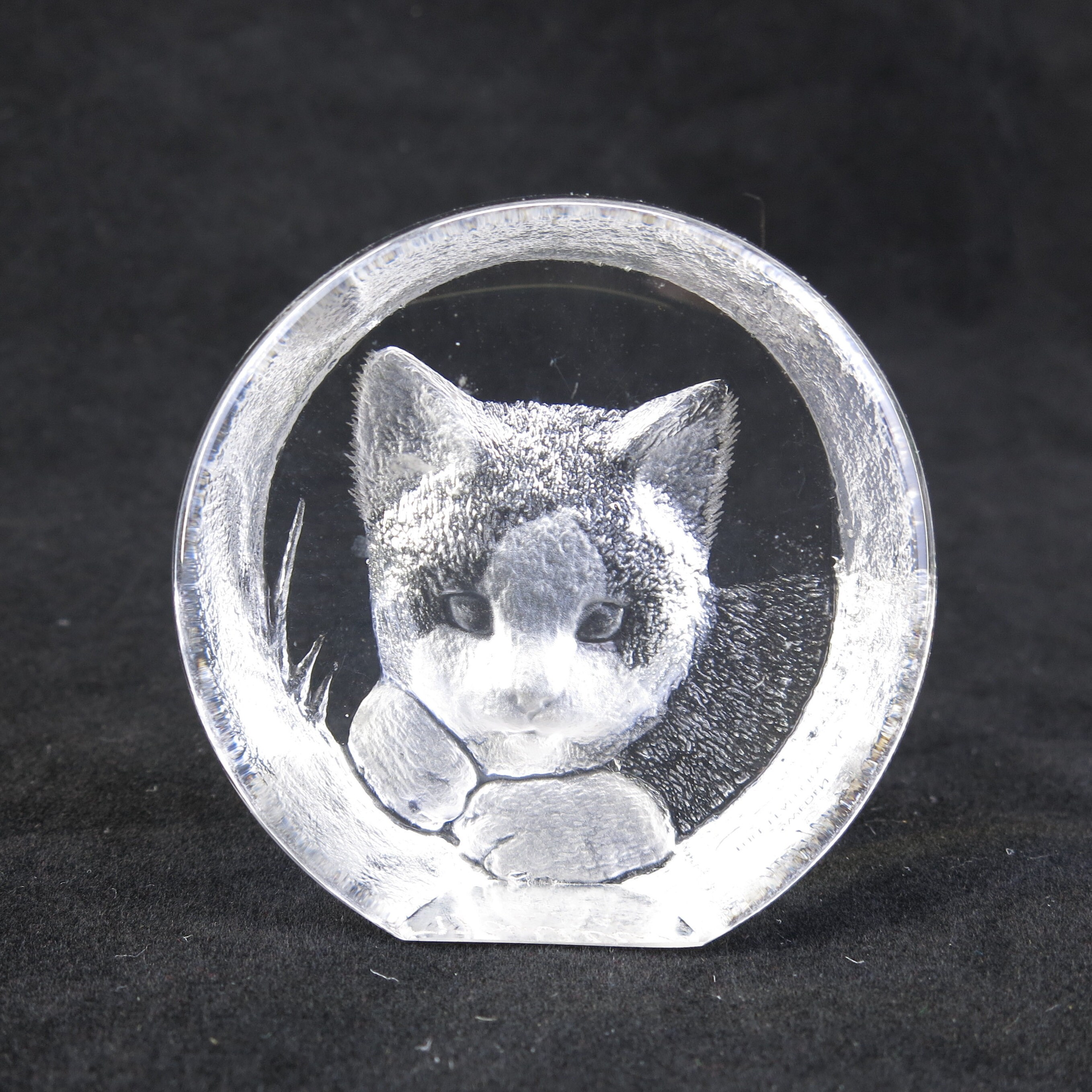 Vintage Mats Jonasson Cat Sculpture Signed Sweden Full Lead Crystal