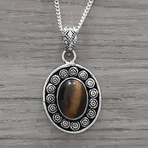 925 silver tiger eye pendant. Ethnic pendant necklace - Tiger eye - gift for women. Tiger eye necklace. Brown stone.