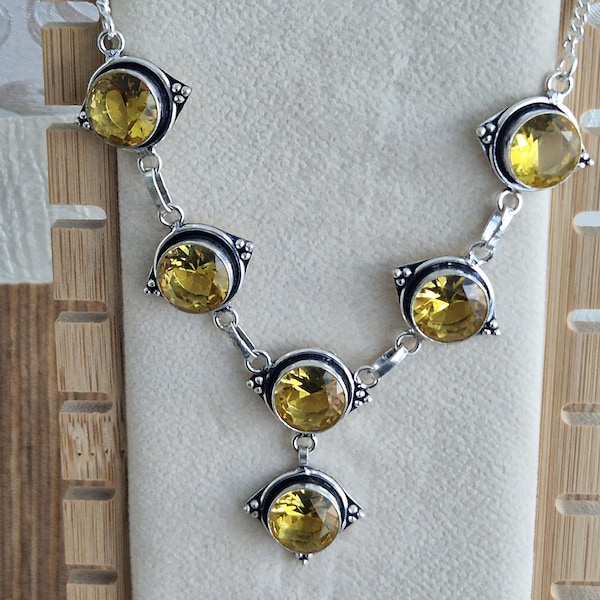 Collier pierre citrine en argent 925. Pendentif argent 925 et citrine.