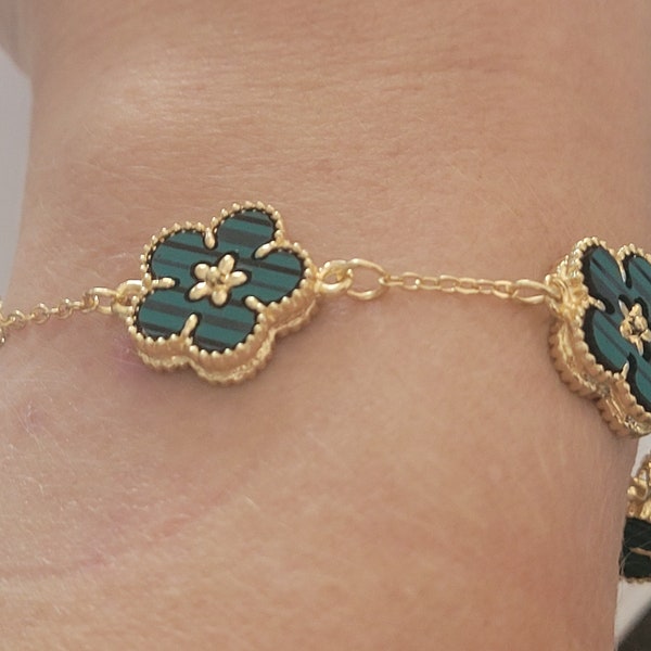 Gold bracelet, gold women's bracelet, green flower bracelet gift, Christmas, birthday, Valentine's Day, woman, girl, girlfriend gold flower jewelry