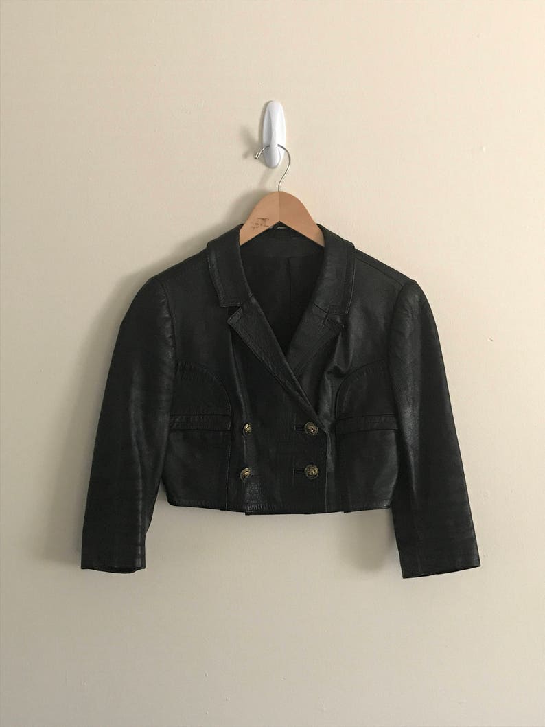 Vintage 70s Gr8fullgirl May T Double Ted Cropped Leather Jacket With 3 4 Sleeves Anne Klein Iconic Lion Head Gold Ons