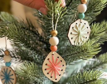 Kit de decoración de copos de nieve tejidos / Kit de manualidades navideñas personalizadas, regalo para niños