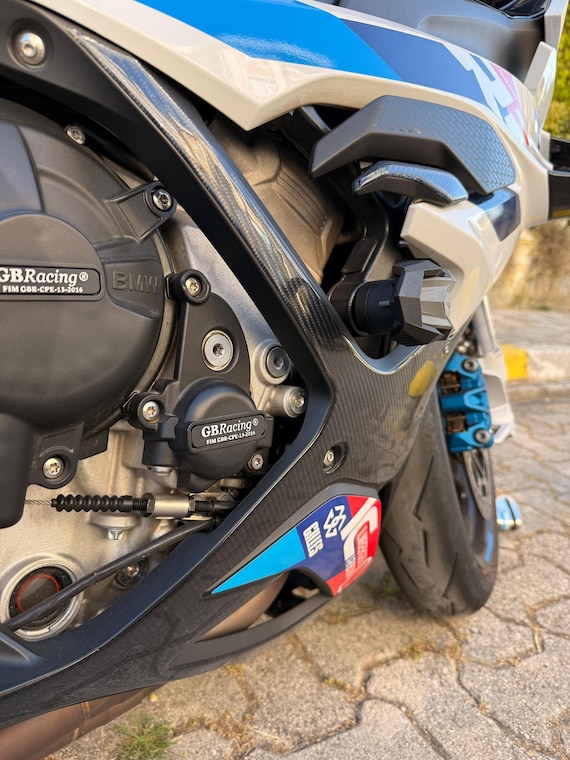 Carbon Fiber Tank Pad Tank Protector For Motorcycle Universal Fish Bone In Pakistan