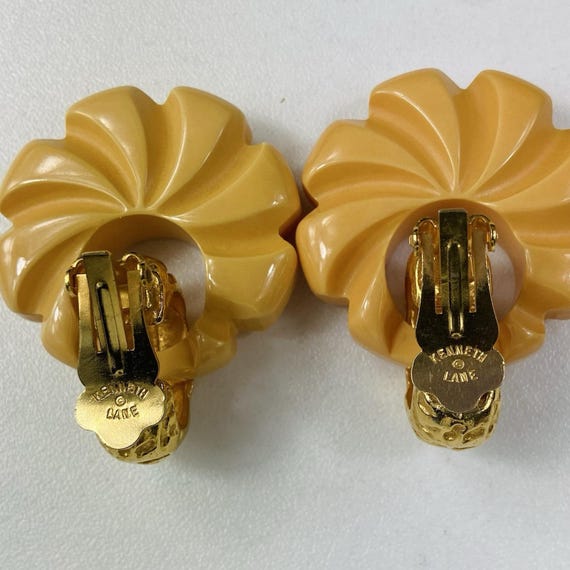 Kenneth Jay Lane 1970s Bakelite ? Interchangeable… - image 5