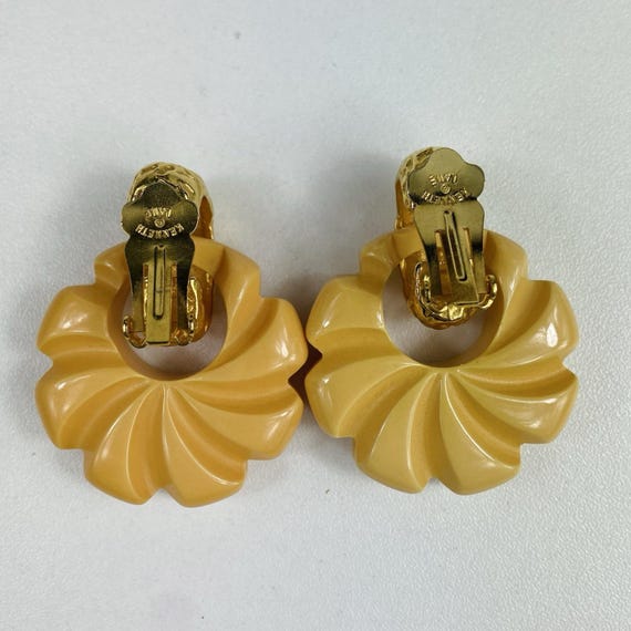 Kenneth Jay Lane 1970s Bakelite ? Interchangeable… - image 3