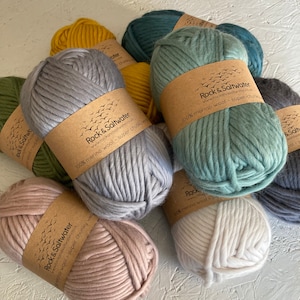 100% merino wool, super chunky (super bulky) weight yarn, 100g balls.
