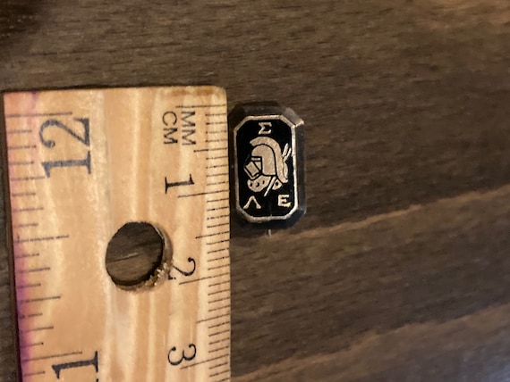 Sigma Lambda Epsilon Fraternity Pin 1/10 10kt Yel… - image 1