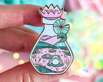 Bottled Frog Enamel Pin · UV Glow Frog Jar Pin Badge · Gold-Plated Kawaii Frog Pin for Jackets & Bags