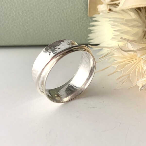 925 Sterling Silver Spinner Ring, Handmade Meditation Fidget Ring, Hammered Recycled Anxiety Relief Ring Gift, Dimpled Texture Spinning Band