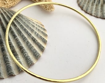 Hammered Raw Brass Stacking Bangle, Skinny Textured Gold Stacker Bracelet, 21st Wedding Anniversary Gift Wife, Bronze Tone Birthday Gift Her