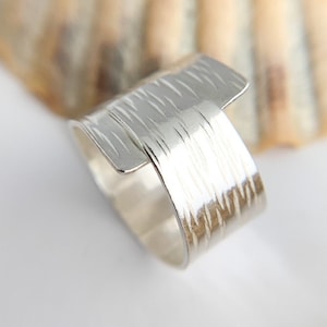 Wide Hammered Sterling Silver Wrap Around Ring, Ladies Line Textured Chunky 925 Silver Band, Handmade Statement Birthday Ring Gift for Her