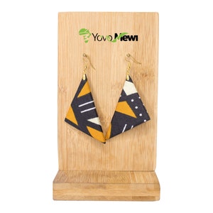 Bogolan wax fabric earrings, black and brown wax jewelry, triangle shape n.198