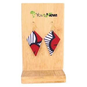 Wachsohrringe / Hochzeitsblumenstoff / weißer roter schwarzer Schmuck Wachsschmuck Nr. 107