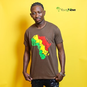 Tee-shirt  carte d'Afrique noir TAILLE L / vert jaune rouge / Afrique 100% coton / t-shirt marron / Mixte