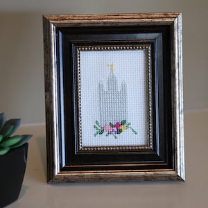 Salt Lake City Temple Mini Cross Stitch Pattern - Little Square Garden Modern Cross Stitch PDF - Instant Download