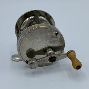 Antique Portage Medina 40 Yard Casting Reel