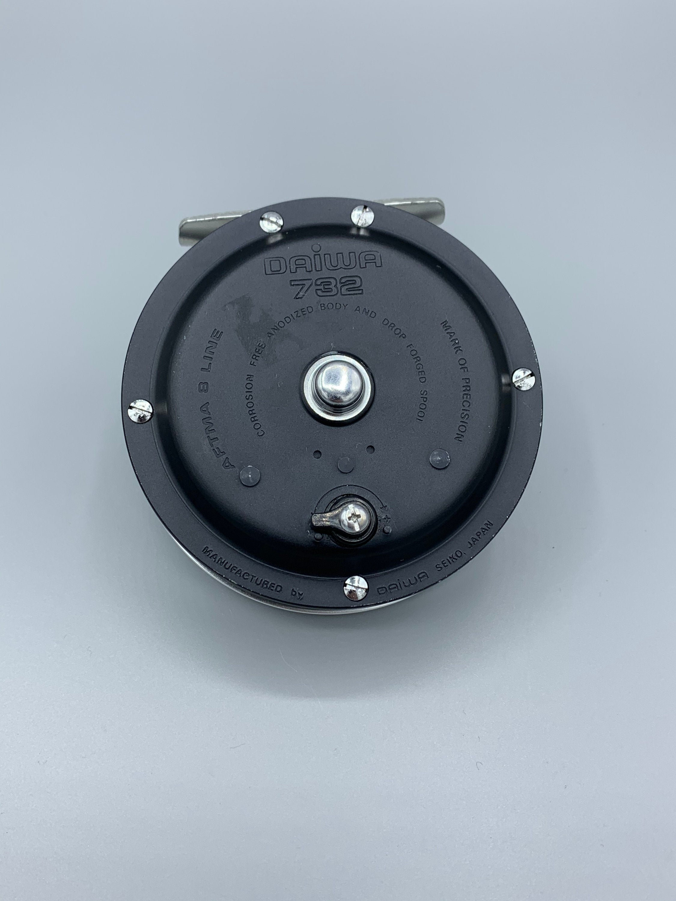 daiwa 732 fly fishing reel LVSTSF1000S-P Luvias ST Spinning It doesnt bend or lose efficiency while under load OLD DAIWA 732 Fly Reel/