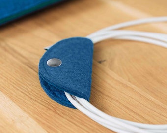 Functional cable holder for headphones or charging cable, stylish cable organizer in many colors for customization (ODA)