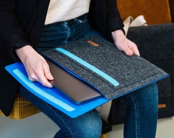 Felt sleeve for tablets and laptops from 10 to 17 inches, customization possible (ESMA)