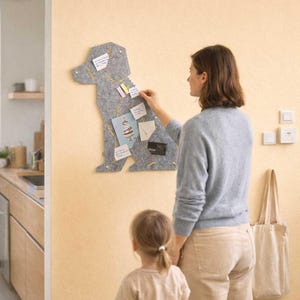 Felt dog pinboard for pegs and pins, children's memo board, animal pinboard for children's room, useful gift for children (WUF)
