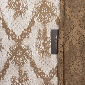 Brauner Spitzenstoff, Elastische Spitze, Boho Spitzenstoff, Chantilly Spitze, Ausgebogte Spitze, Brautspitze, Florale Spitze, Stoff Meterware K01079