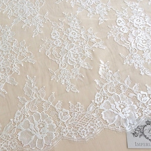 Tessuto in pizzo avorio, pizzo francese, pizzo chantilly, pizzo da sposa, pizzo da sposa, pizzo per abiti da sera, pizzo per lingerie, tessuto tagliato su misura B000047