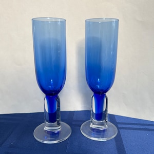 2 Rare Bormioli Rocco &quot;Into the Blue&quot; Cobalt Italian Champagne Glass Flutes 8oz