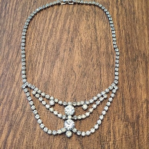 14.5 Inch Rhinestone Necklace / Choker Beautiful Piece Vintage