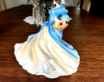 Vintage Royal Doulton Figurine Lady Anna Louise HN 4966, Prestige