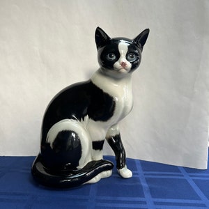 Vintage Goebel Large Black and White Cat Figurine, Circa 1960 - Etsy