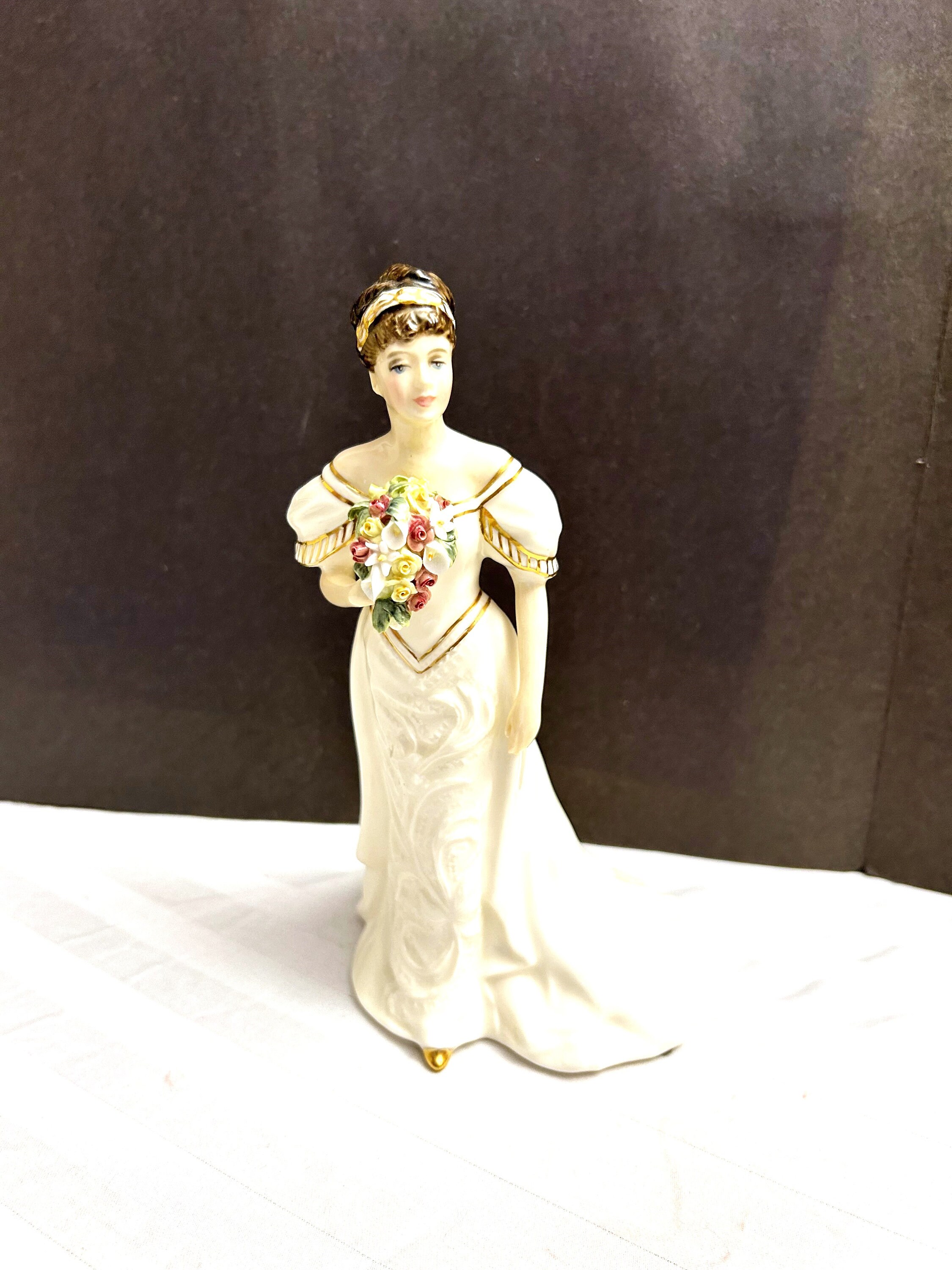 ロイヤルドルトン バニキンズ 花嫁と花婿 il_fullxfull.6242426126_3u3b.jpg