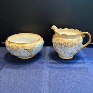 Stunning Doulton Burslem England Sugar and Creamer Set