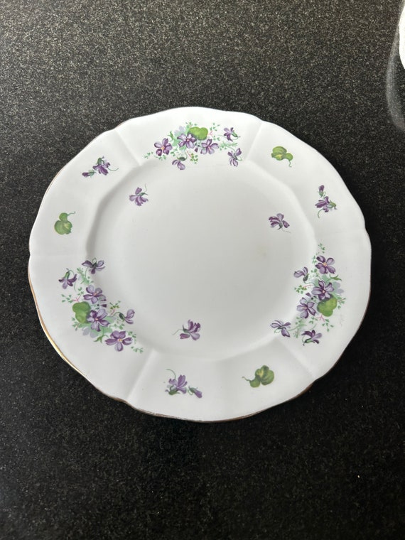 Adderley BONE CHINA ティーカップ・皿セット　ヴィンテージ Adderley BONE CHINA ティーカップ・皿セット ヴィンテージ