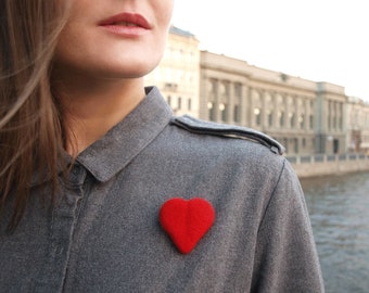 KATSU brooch made of natural felted wool. Great branded gift. For her. Chic decoration. Felted brooch. Model "Heart". Only handmade.