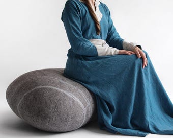 Pouf Wool Felt Footstool Felt Pebble Rock | Cozy Rest Ottoman, Yoga, Meditation & Housewarming Gift Pouf "Scandinavian Stone" KATSU