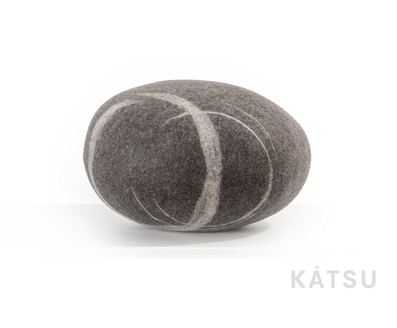 Natural Felted Wool. Soft Stonepouf. Model halo. Etsy