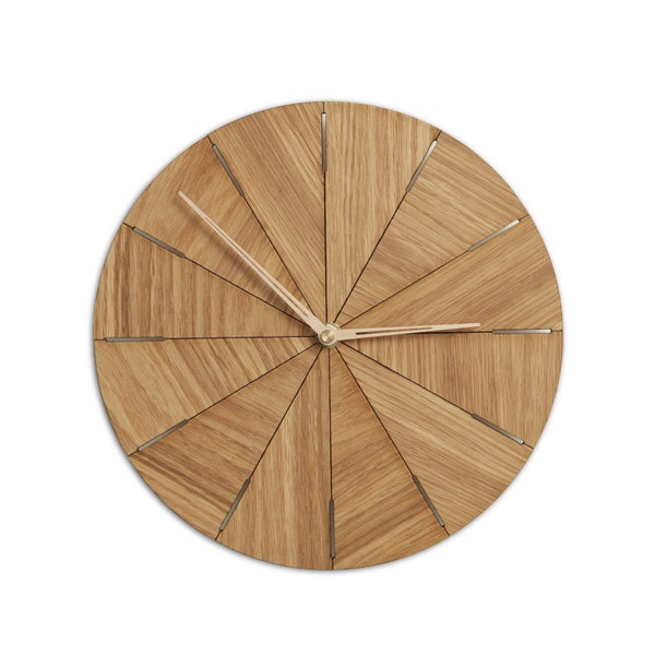 Horloge murale en bois moderne