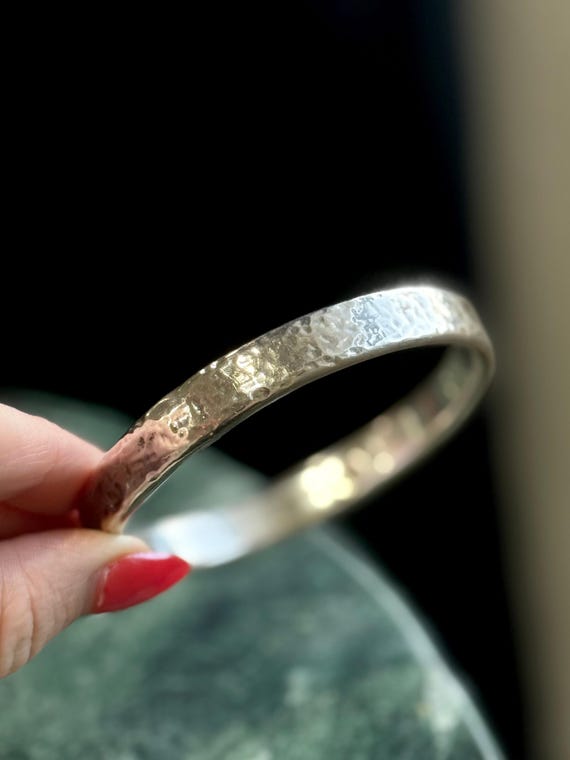 Mexico Vintage Hammered Sterling Silver Bangle Bracelet, .925 Sterling Silver, Womens Silver Bracelet, Vintage Estate Jewelry