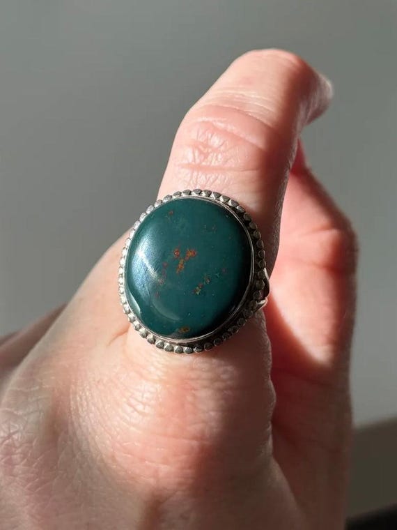 Vintage Bloodstone Sterling Silver Ring Size 8, Bloodstone Ring, Vintage Ring, Estate Jewelry, .925 Sterling Silver, Fine Jewelry