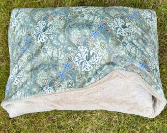 William Morris Velvet Dog Snuggle Bed: Moss Green Golden Lily