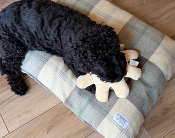 Handmade Farmhouse Tartan Pillow Dog Bed