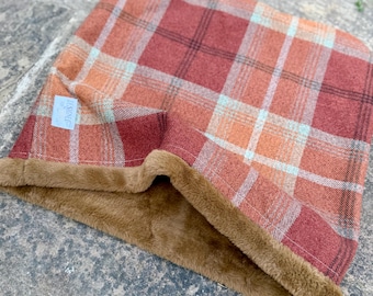 Warm Spice Tartan Dog Sleeping Bag: Honey Faux Fur Lining Pet Bed