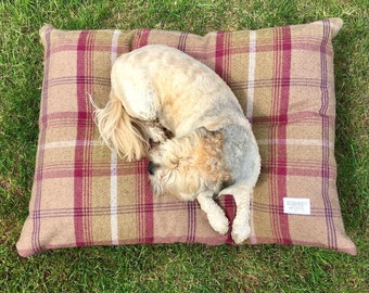 Premium Tartan & Check Pillow Dog Beds